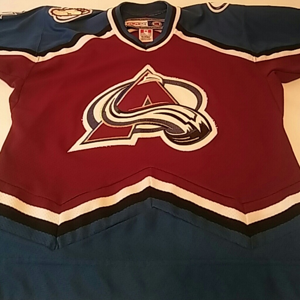 NHL Colorado Avalanche Authentic VTG CCM Jersey
